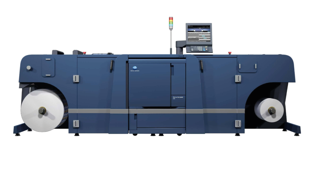 máquina de acabado para etiquetas adhesivas en bobina